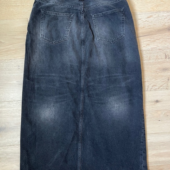 Women's Black Denim Maxi Skirt - Picture 5 of 6